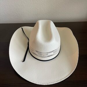 Cavender’s Collection Bangora Ivory Cattleman Crown Cowboy Hat